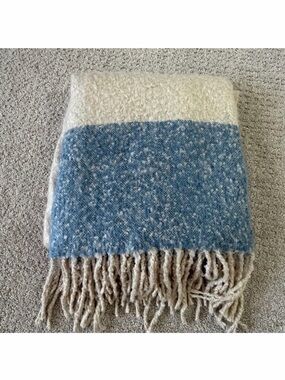 Pottery Barn Faux Mohair Blanket Blue Cream Throw Dipped Porch Fringe Warm Cozy